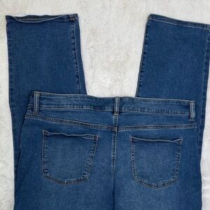 Women’s Talbot high rise straight leg jeans. Excellent condition 16p